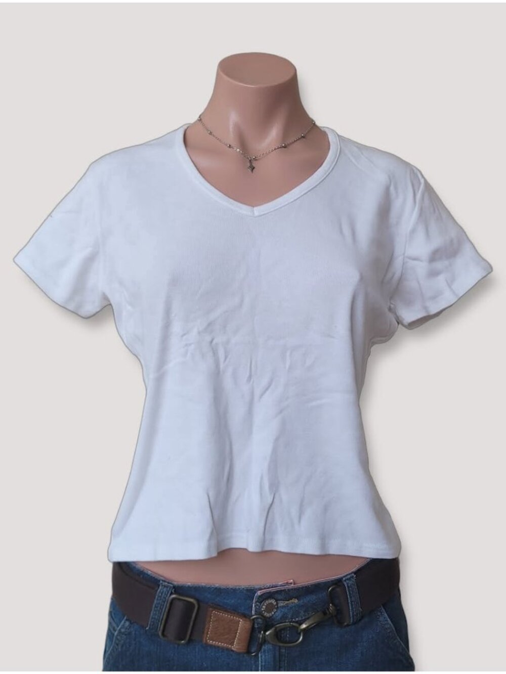 NY&Co White V-Neck Short Sleeve T-Shirt Basic Tee L
